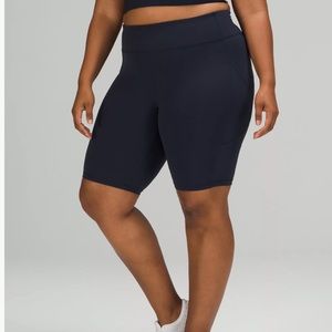 INVIGORATE HIGH-RISE SHORT 10"